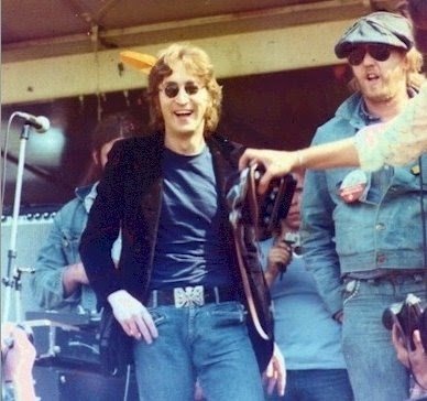 1974 (Feb 4) - John Lennon Begins 'Lost Weekend'