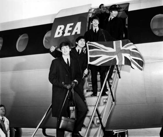 1964 (Feb 5) - Beatles Arrive Home From Paris