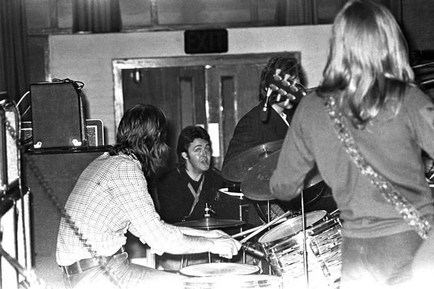 1972 (Feb 9) - Wings Plays First Gig of UK College Tour