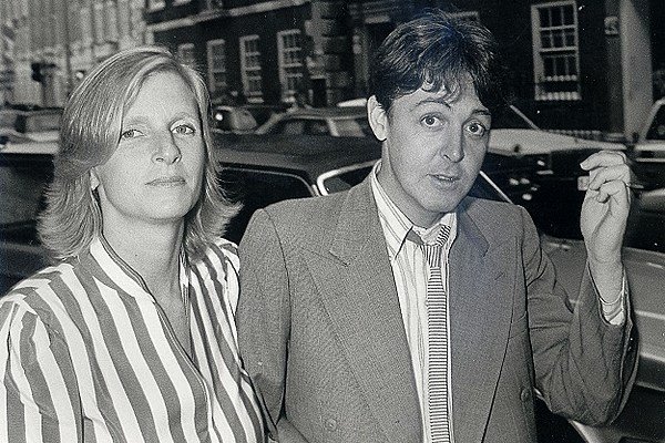 1999 (Apr 10) - Linda McCartney Charity Tribute Concert Held
