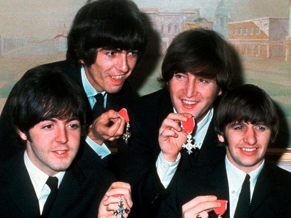 1965 (Oct 26) - Beatles Receive MBE's